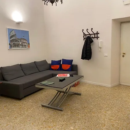 Pinciana C23 Apartman